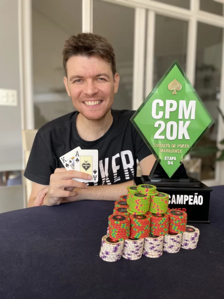 Curso de Poker do Felipe Carmanhani é Bom mesmo