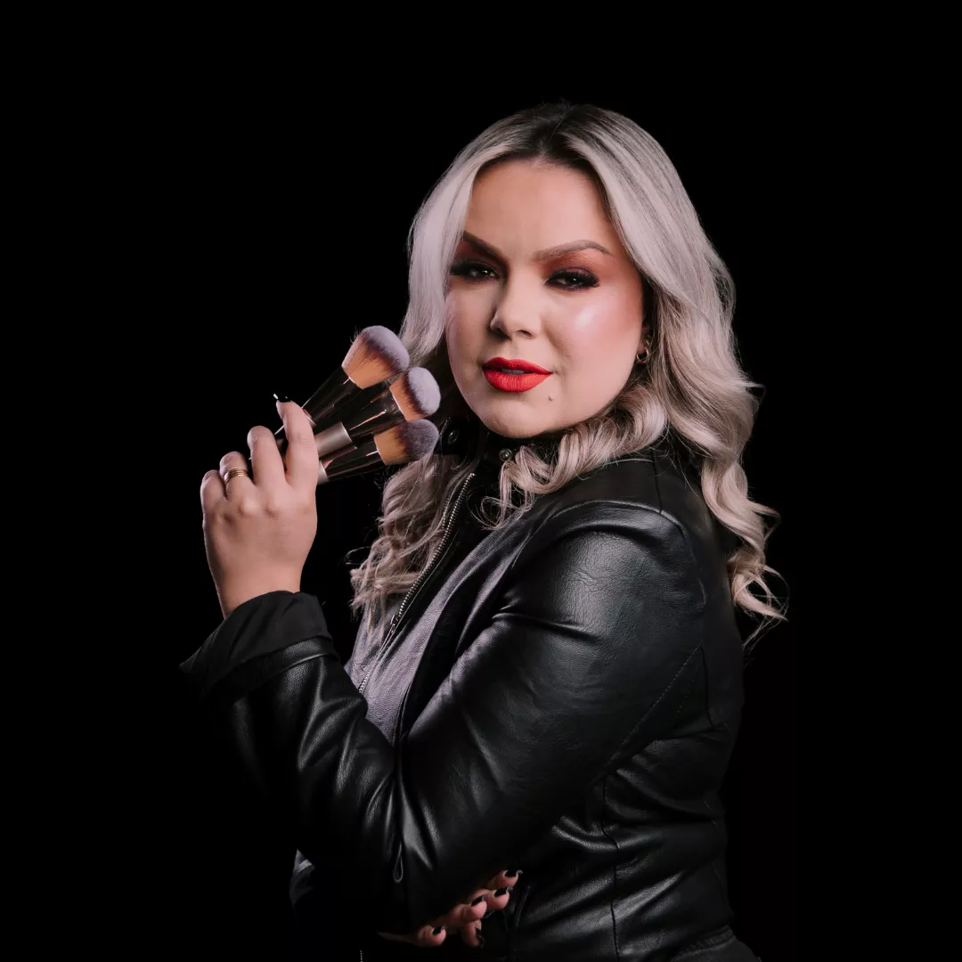 Nadine Ribeiro é Confiavel